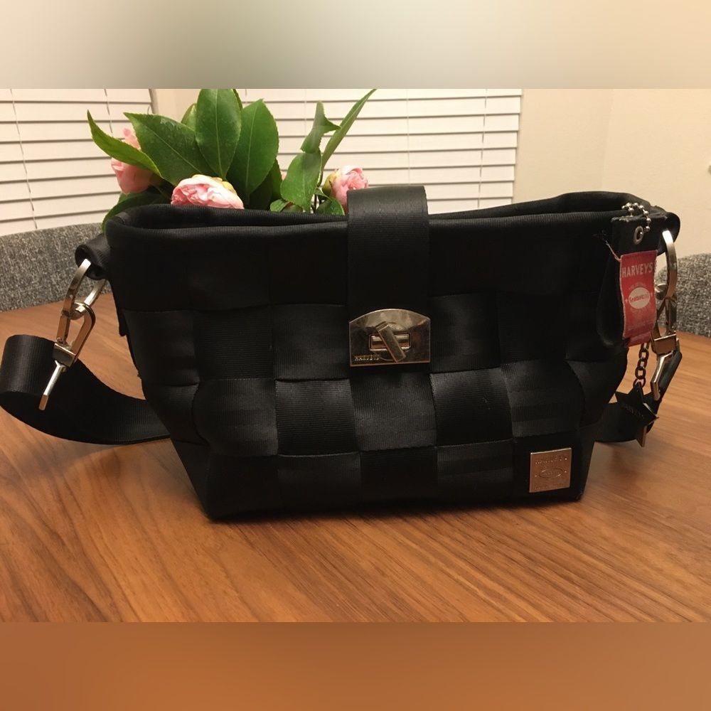 💎 RARE Limited Edition HARVEYS Carriage Seatbelt Bag